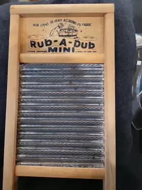 2033L LEHMANS Galvanized Manual Washboard Rub Dub Crimp #2
