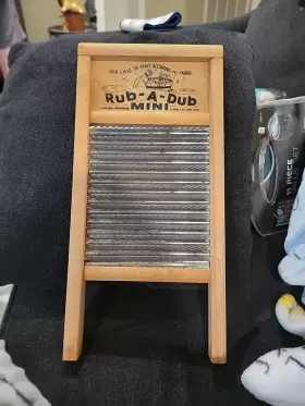 2033L LEHMANS Galvanized Manual Washboard Rub Dub Crimp